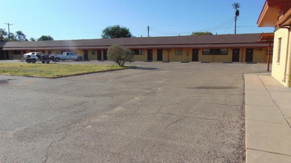 HERITAGE BUDGET INN image 10