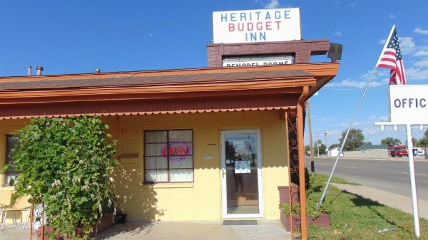 HERITAGE BUDGET INN image 15